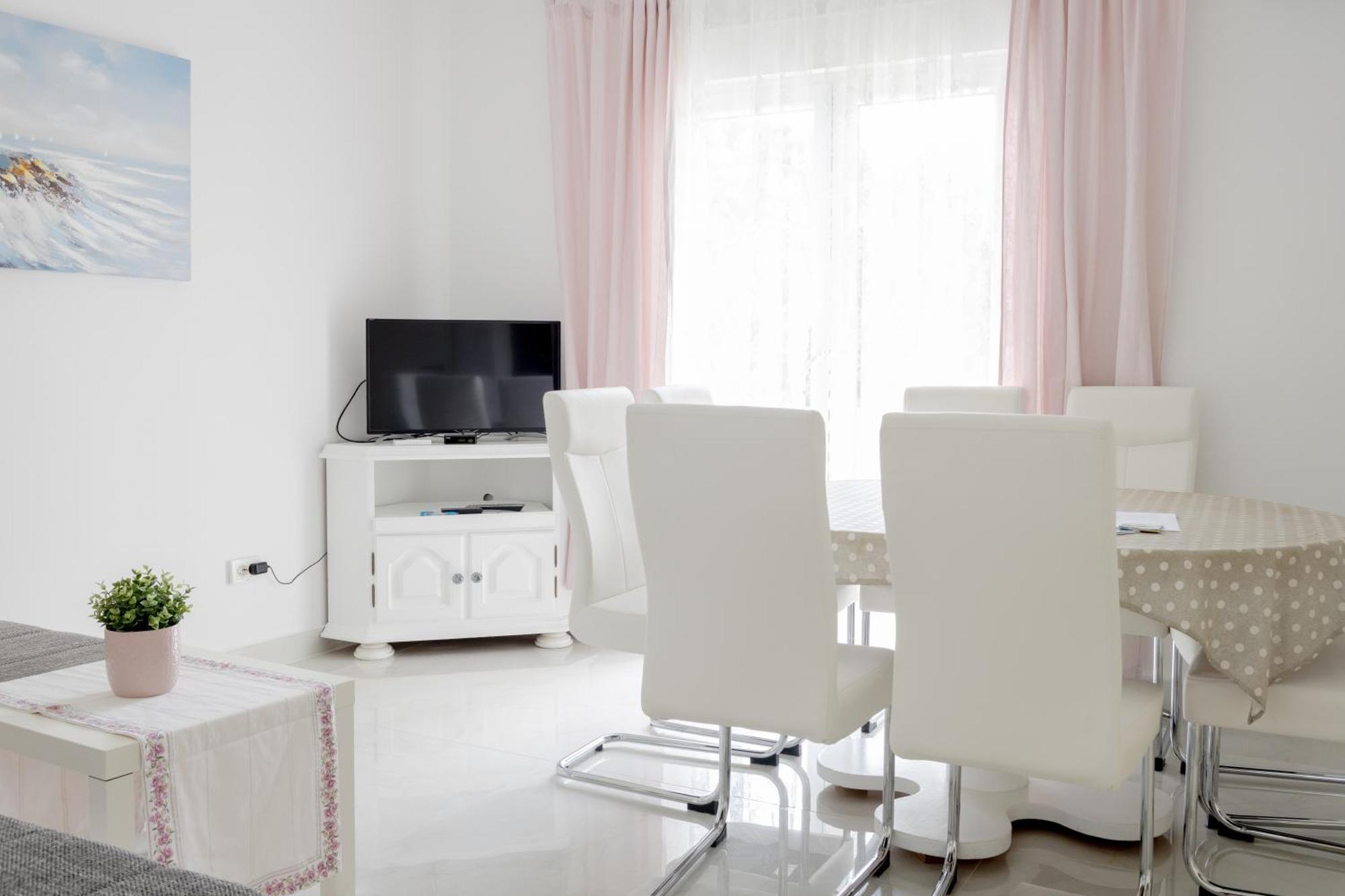 Apartments Mare Banjol Exterior foto